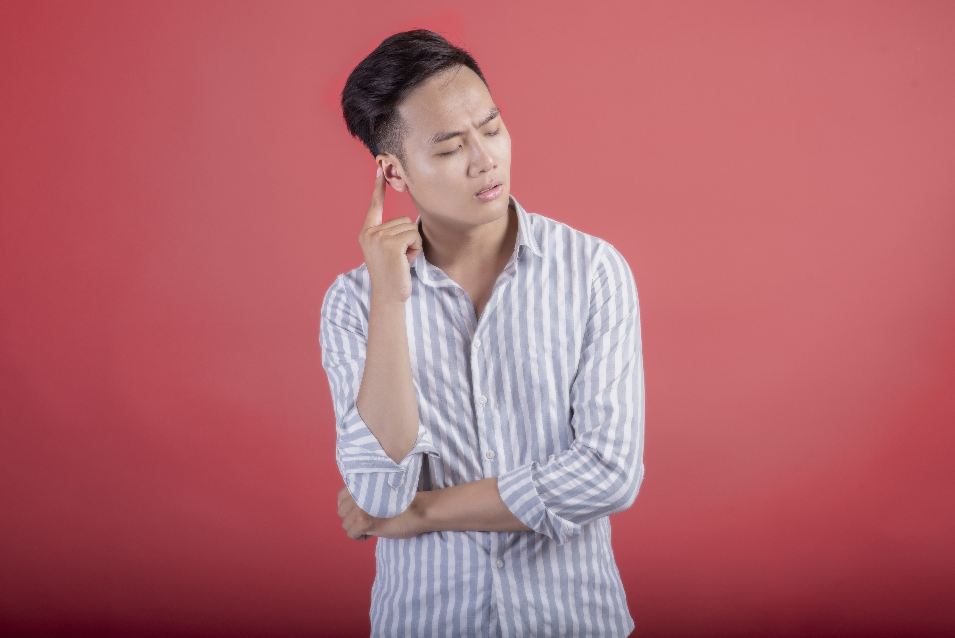 「お願いします」は平気。でも「お願いしますね」と言われると急にモヤモヤするのはなぜ？｜「ね」が持つ心理的な意味を考える